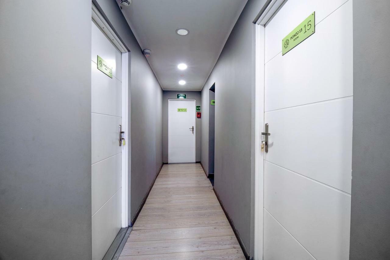 Bp Hostel Гдиня Екстериор снимка
